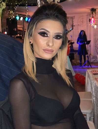 Middle Eastern Escort in Palmdale California