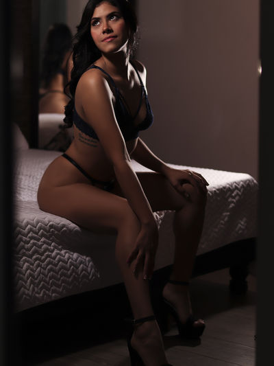 A Hypnotic Leather - Escort Girl from Hartford Connecticut