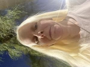 Lucia Olson - Baby Sheffield, United Kingdom